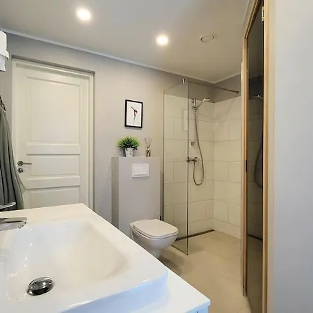 アパート 3 Bedroom With Terrace